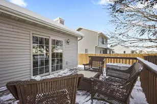 805 Violet Ln, Oregon, WI 53575 - Photo 33