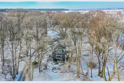 3819 N Roherty Road, Janesville, WI 53536 - Photo 7