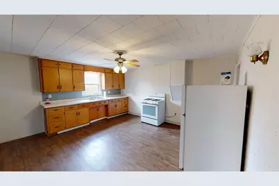 321 E Washington Street, Prairie Du Chien, WI 53821 - Photo 17