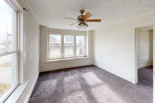 321 E Washington St, Prairie Du Chien, WI 53821 - Photo 21