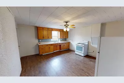 321 E Washington Street, Prairie Du Chien, WI 53821 - Photo 19