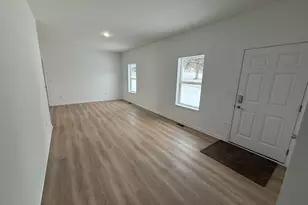 400 7th St, Mineral Point, WI 53565 - Photo 7