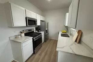 400 7th St, Mineral Point, WI 53565 - Photo 9