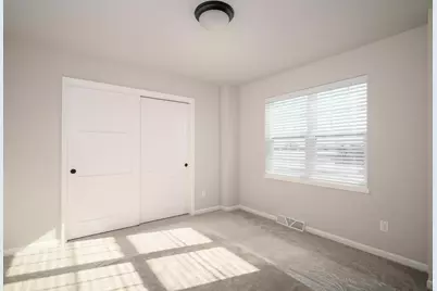 1798 Summerfield Way, Sun Prairie, WI 53590 - Photo 17