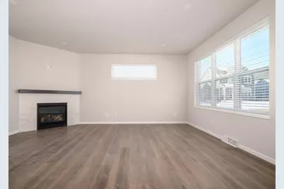 1798 Summerfield Way, Sun Prairie, WI 53590 - Photo 7