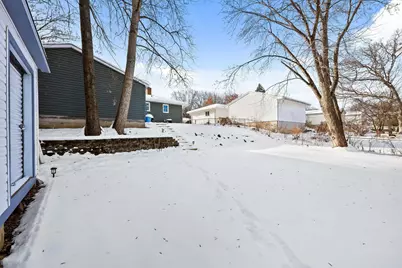 1422 Nevada Road, Madison, WI 53704 - Photo 33