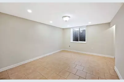 1422 Nevada Road, Madison, WI 53704 - Photo 21