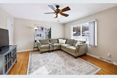 1422 Nevada Road, Madison, WI 53704 - Photo 3