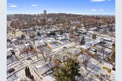 1422 Nevada Road, Madison, WI 53704 - Photo 49