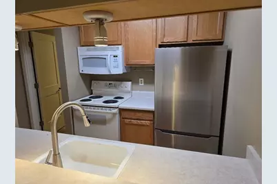 4326 Melody Lane #202, Madison, WI 53704 - Photo 3