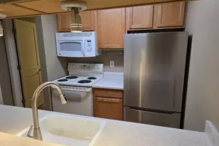 4326 Melody Ln, Madison, WI 53704 - Photo 3