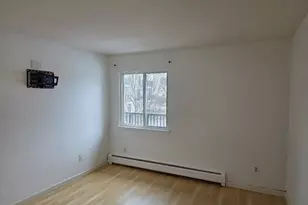 4326 Melody Ln, Madison, WI 53704 - Photo 7