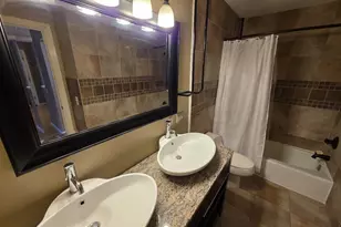 4326 Melody Ln, Madison, WI 53704 - Photo 5