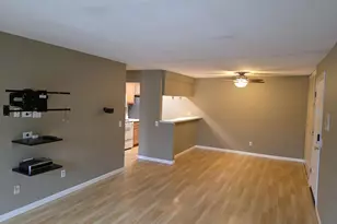 4326 Melody Ln, Madison, WI 53704 - Photo 11