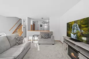 6725 Reston Heights Dr, Madison, WI 53718 - Photo 13