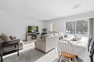 6725 Reston Heights Dr, Madison, WI 53718 - Photo 11