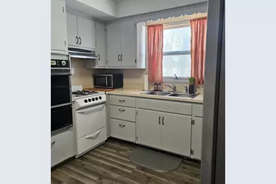 1175 Farnham Street, Columbus, WI 53925 - Photo 9