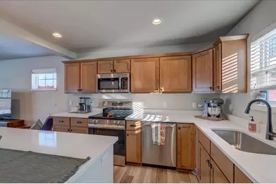 2327 Autumn Lake Parkway, Madison, WI 53718 - Photo 23