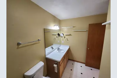 2715 N Wuthering Hills Drive, Janesville, WI 53546 - Photo 19