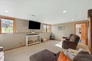 6399 Irving Dr, Sun Prairie, WI 53590 - Photo 41