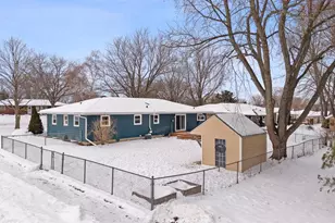 190 S Oak St, Oregon, WI 53575 - Photo 7