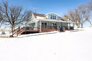 9257 N Veta Grande Rd, Scales Mound, IL 61075 - Photo 5