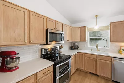 906 Stonecress Court, Sun Prairie, WI 53590 - Photo 15