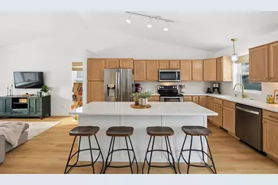 906 Stonecress Court, Sun Prairie, WI 53590 - Photo 11