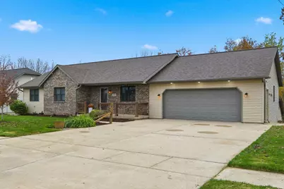 148 Lazy Lake Drive, Fall River, WI 53932 - Photo 3