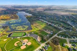 148 Lazy Lake Dr, Fall River, WI 53932 - Photo 67