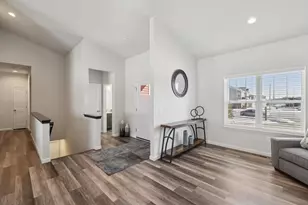 1256 Stanley Wy, Verona, WI 53593 - Photo 5