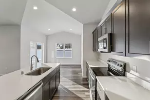 1256 Stanley Wy, Verona, WI 53593 - Photo 5