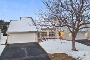 535 E Slifer St, Portage, WI 53901 - Photo 21
