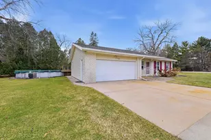 N7446 Beaver Bay Dr, Beaver Dam, WI 53916 - Photo 3