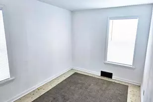 308 Academy St, Elroy, WI 53929 - Photo 11