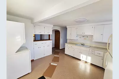 308 Academy Street, Elroy, WI 53929 - Photo 7