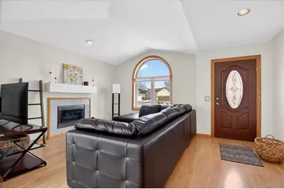 8427 Elderberry Road, Madison, WI 53717 - Photo 9