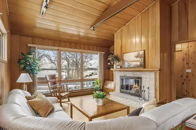 5406 Monona Ridge, Monona, WI 53716 - Photo 3