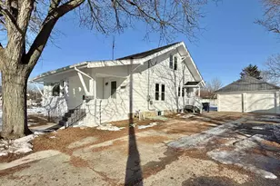 1614 N Washington St, Janesville, WI 53548 - Photo 1