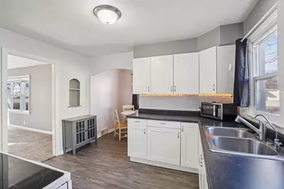 800 Broadway Street, Baraboo, WI 53913 - Photo 9