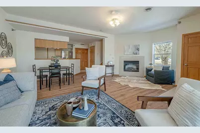 2892 S Seminole Highway #6, Fitchburg, WI 53711 - Photo 11