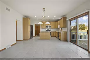 3026 Saddle Brooke Trail, Sun Prairie, WI 53590 - Photo 17