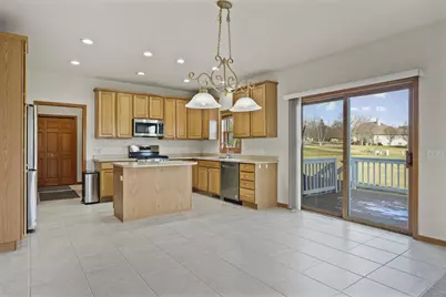 3026 Saddle Brooke Trail, Sun Prairie, WI 53590 - Photo 15