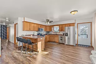 531 Midway Dr, Reedsburg, WI 53959 - Photo 7