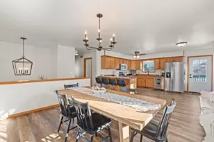 531 Midway Dr, Reedsburg, WI 53959 - Photo 15