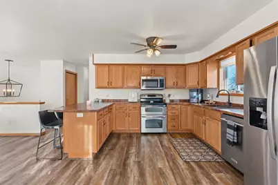 531 Midway Drive, Reedsburg, WI 53959 - Photo 9