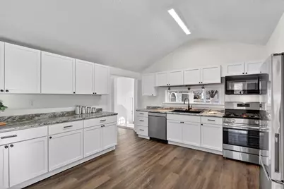 1127 Townline Avenue, Beloit, WI 53511 - Photo 9