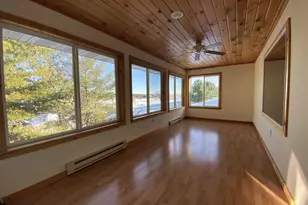 122 Summit Ct, Columbus, WI 53925 - Photo 7