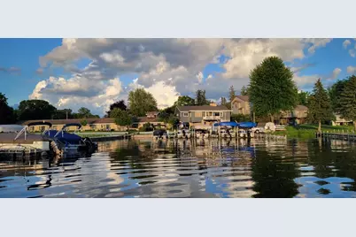 451 Lake Street #16, Green Lake, WI 54941 - Photo 5