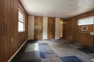 915 Fur Ave, Wisconsin Dells, WI 53965 - Photo 5